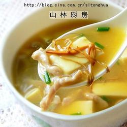 虫草花豆腐汤的做法[图]