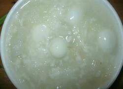 银耳鹌鹑蛋米粥