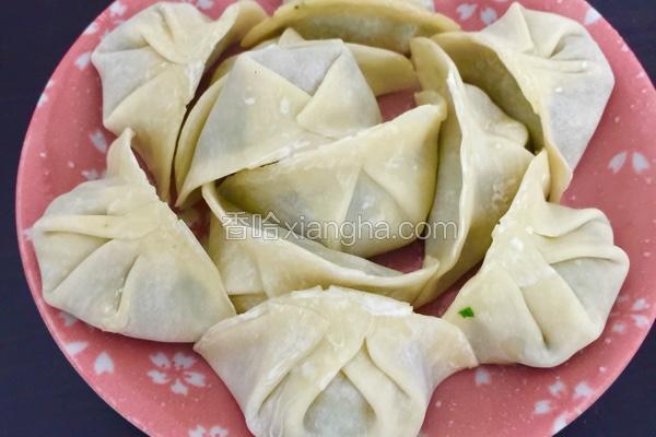 玉米香菜肉饺