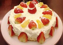 草莓夹层蛋糕