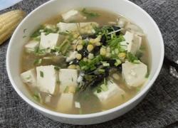 玉米鱼头豆腐汤