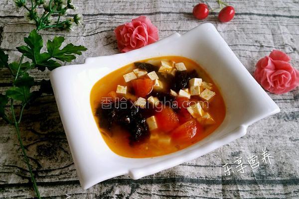 西红柿豆腐紫菜汤