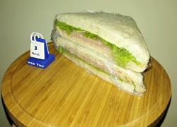 午餐肉三明治