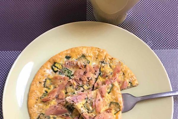 减脂早餐：金枪鱼燕麦披萨