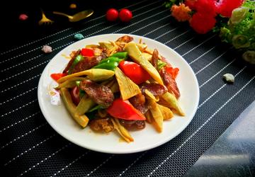 春笋炒腊肠
