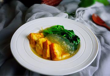 菠菜豆腐粉絲湯