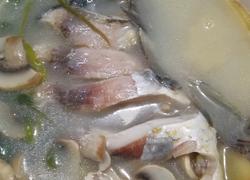蘑菇鲫鱼汤