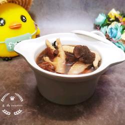 榛蘑炖鸡汤