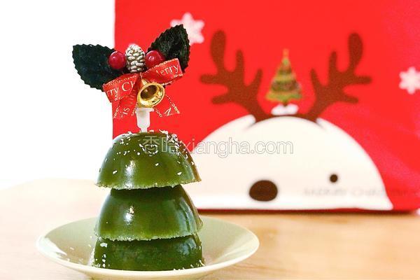 圣诞树抹茶椰蓉钵仔糕