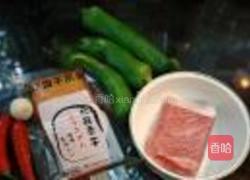 香干炒肉片的做法图解1