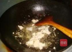 金针菇卷心菜炒鸡蛋的做法图解7