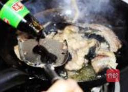 大蒜烧鲶鱼的做法图解8