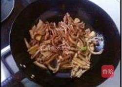 木耳爆炒牛肚的做法图解3