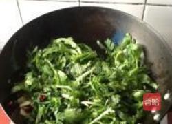 水豆豉炒茼蒿菜的做法图解6