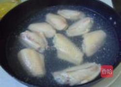 啤酒糖浆鸡翅的做法图解2