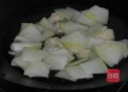 墨斗鱼丸鲜汤的做法图解3