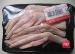 秘制鸭掌的做法图解1