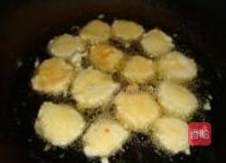 拔丝马蹄的做法图解5