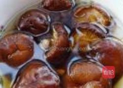 素炒鳝鱼丝的做法图解1