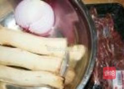 椰汁咖喱牛肉的做法图解1