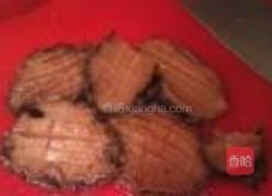 红烧小鲍鱼的做法图解1