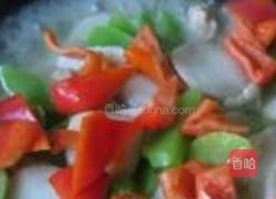 莴笋红椒山药炒肉的做法图解10