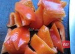 莴笋红椒山药炒肉的做法图解3