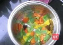 三色彩椒溜肉片的做法图解8