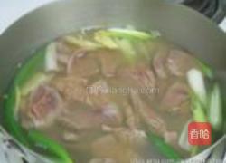 青蒜腰花的做法图解2
