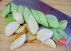 干豆角烧肉的做法图解1