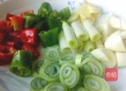 啤酒炖鲤鱼的做法图解1