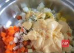 俄式风味沙拉的做法图解8