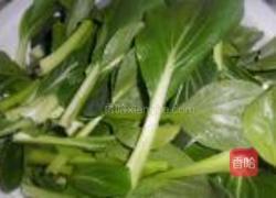 小油菜炒黑木耳的做法图解1