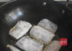 辣味蒜子带鱼的做法图解5