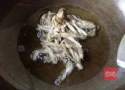 鱼干小炒水晶皮的做法图解6