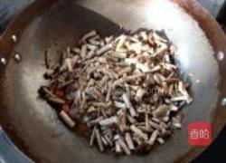 茶树菇焖鸡腿的做法图解8