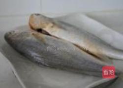 清蒸大黄鱼的做法图解1