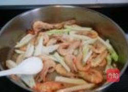 剥杆菜炒毛虾的做法图解7