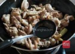 小鸡炖蘑菇的做法图解4