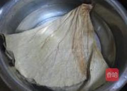 荷香糯米蒸排骨的做法图解2