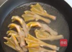 白芸豆烧鸭掌的做法图解3