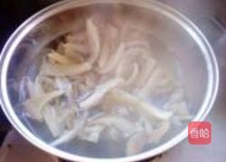 香辣粉皮炖蘑菇的做法图解2