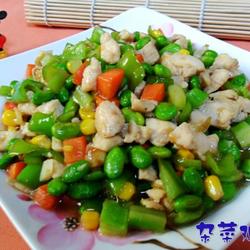 杂菜鸡丁的做法[图]