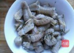 椒盐皮皮虾的做法图解1