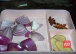 番茄胡萝卜炖牛腩的做法图解4