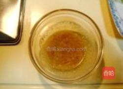 桃仁鸡丁的做法图解1