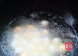 红烧圣女果鹌鹑蛋的做法图解3