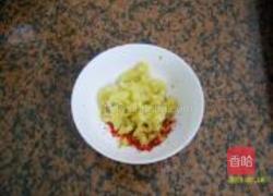 辣萝卜烤土豆的做法图解2