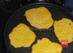 胡萝卜全麦豆浆饼的做法图解9