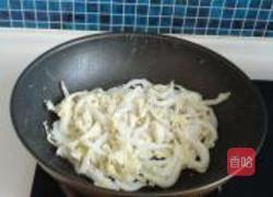 银鱼炒鸡蛋的做法图解6